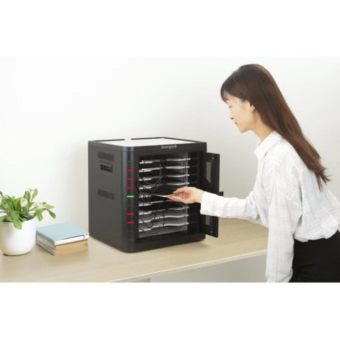 Kensington Charging Cabinet / Ladeschrank USB-C — image 3
