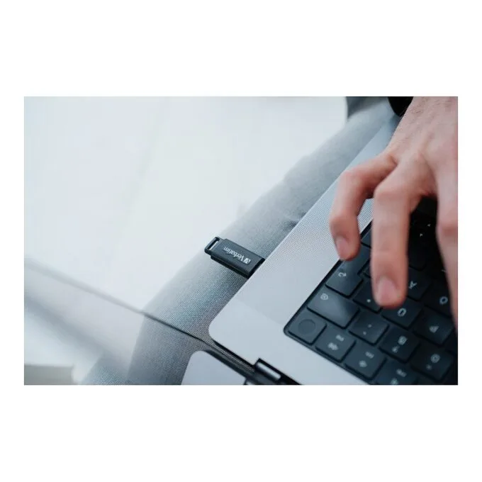 Verbatim Store 'n' Go USB flash drive — image 10