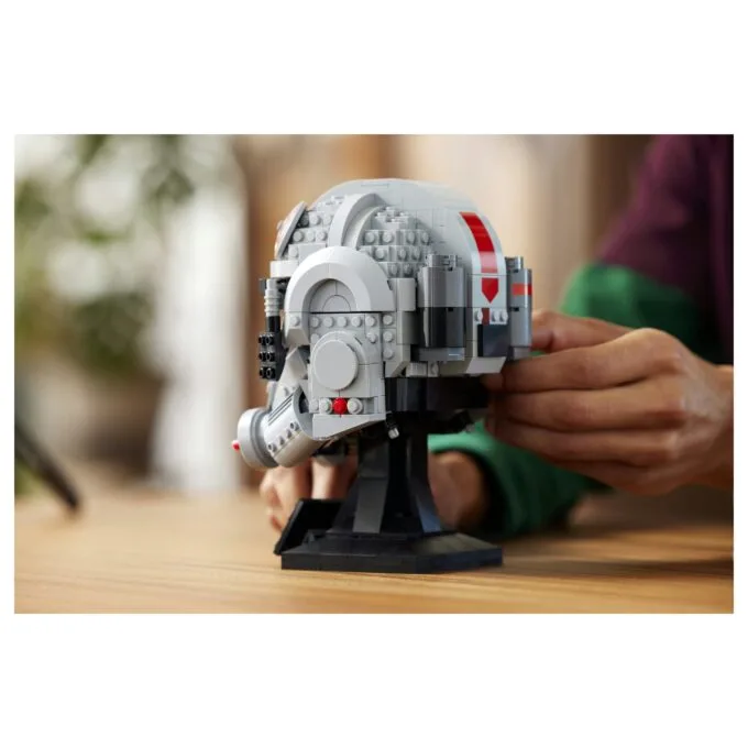 Star Wars -AT-AT Pilot Helm — image 23