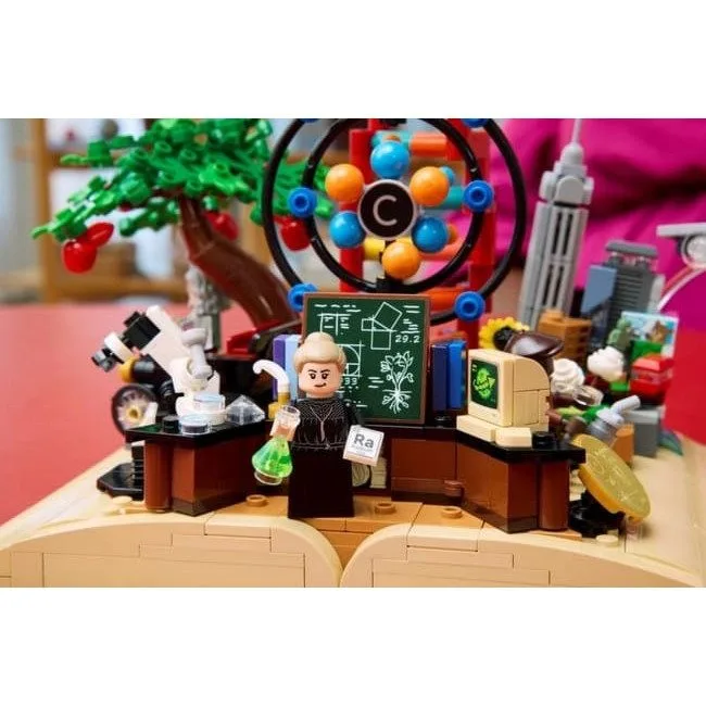 LEGO Ideas 21355 Ewolucja przedmiotów ścisłych — image 9