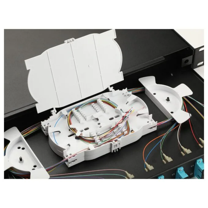Equip 337302 patch panel — image 6