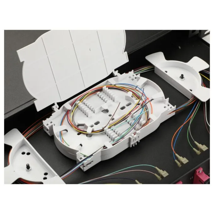 Equip 337304 patch panel — image 6