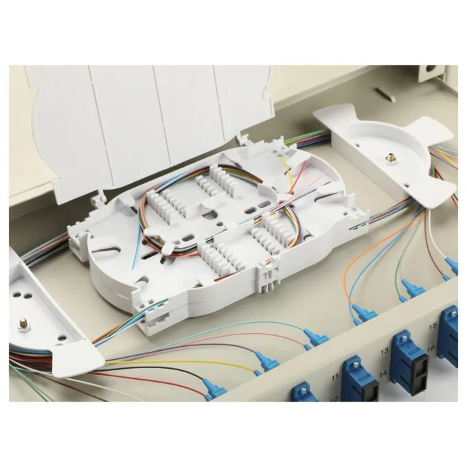 Equip 337301 patch panel — image 6
