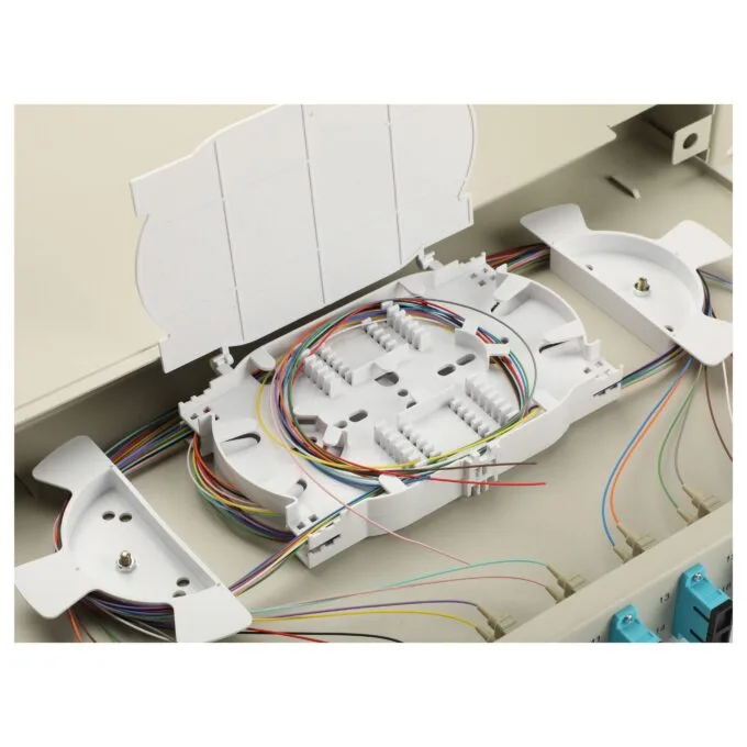 Equip 337303 patch panel — image 6