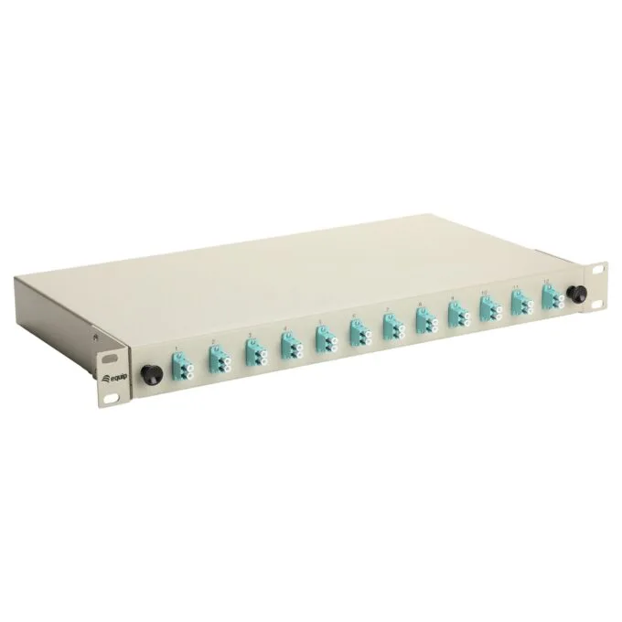 Equip 337203 patch panel — image 1