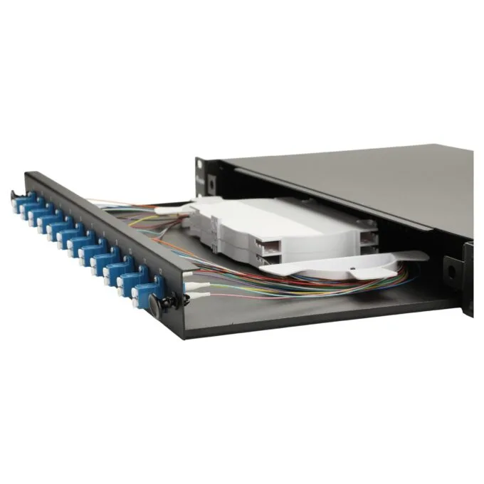 Equip 337200 patch panel — image 8