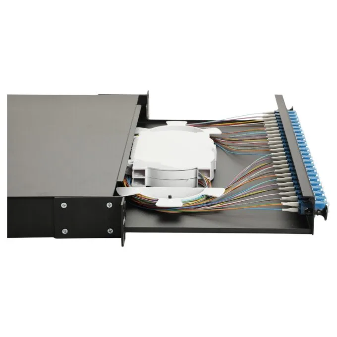 Equip 337210 patch panel — image 7