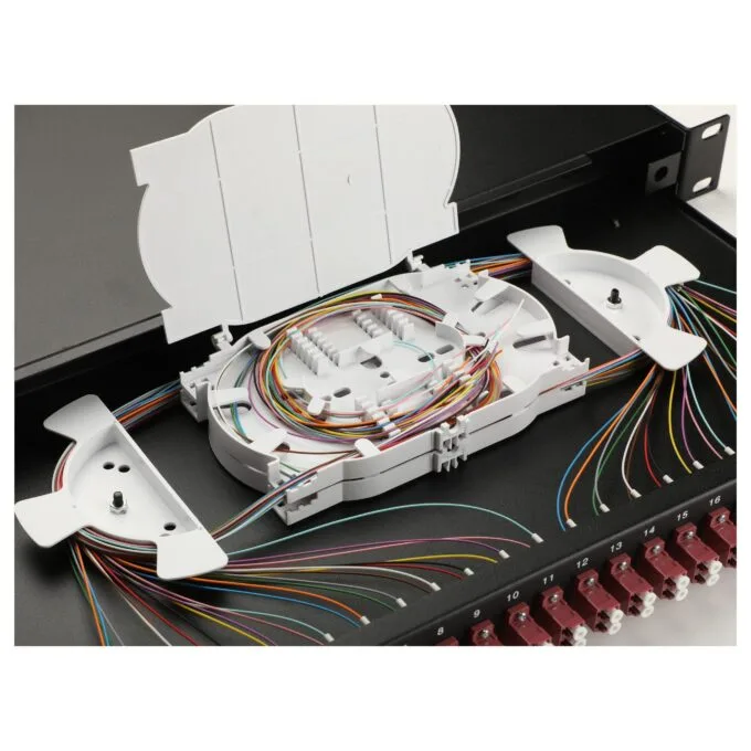 Equip 337214 patch panel — image 6
