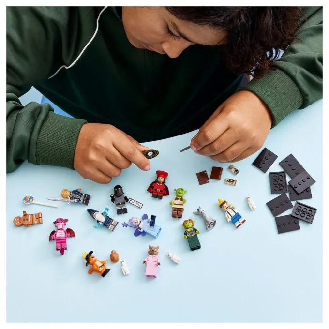 71053 LEGO 71053 Minifigures (22.7.) — image 5