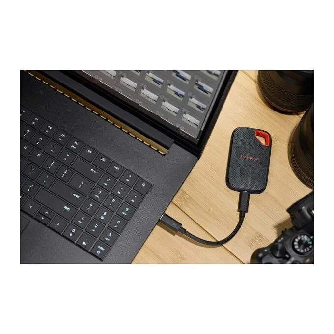 4TB SANDISK Read speed 2000 MB/s SDSSDE70-4T00-G25 — image 2