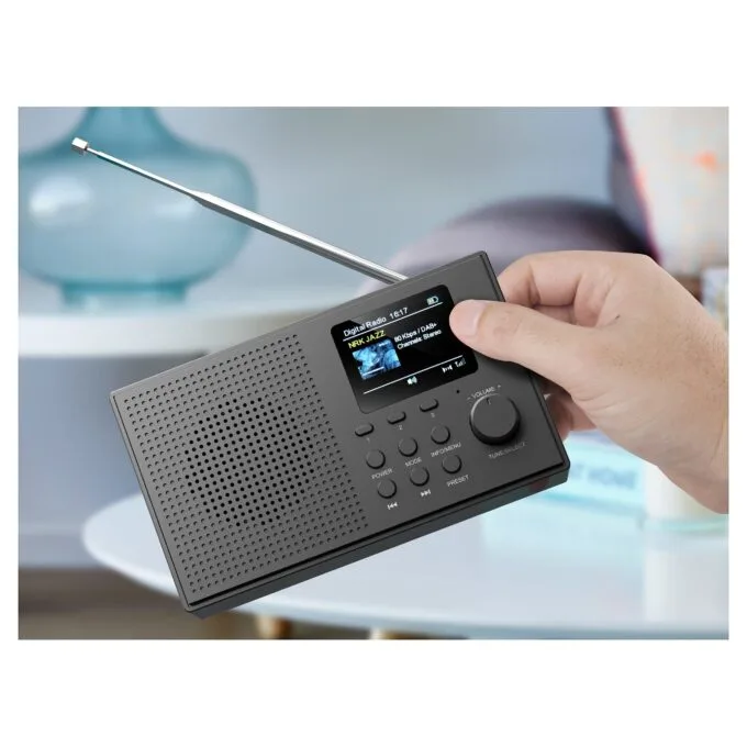 SANDBERG Speaker Radio DAB+BT Recharge — image 6