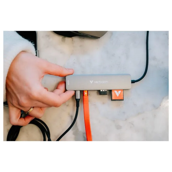 D VERBATIM USB-C Essentials Multiport Hub 7 Anschlüsse — image 6