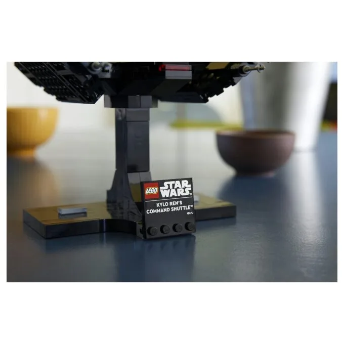 LEGO Star Wars - Kylo Rens Kommandoshuttle — image 21