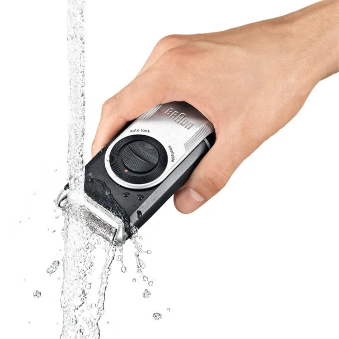 Braun MobileShave M-90 - Foil Shaver - 649946 — image 9