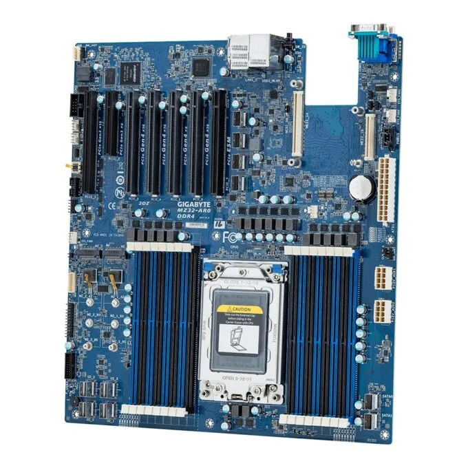 Gigabyte Mainboard MZ32-AR0 E-ATX Sockel SP3 Single — image 2
