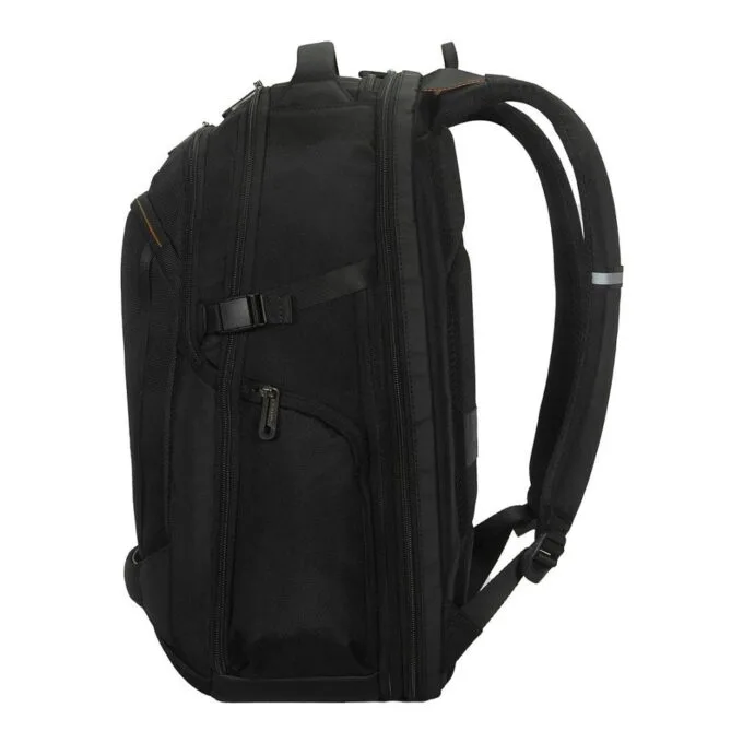Targus TBB664GL backpack — image 32